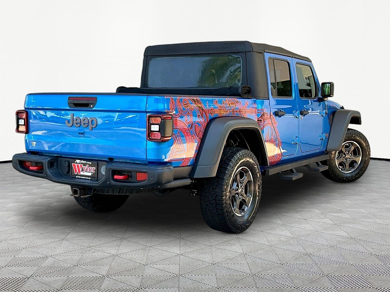 Used 2021 Jeep Gladiator Rubicon AWD/4WD image 6
