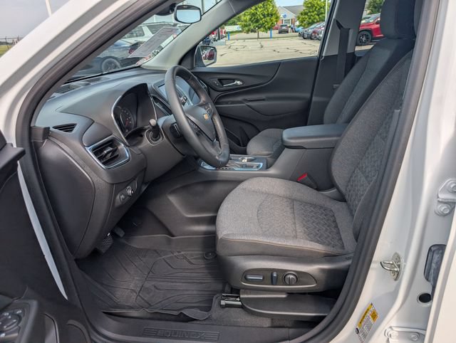 Used 2024 Chevrolet Equinox LT w/ LPO, Floor Liner Package FWD image 14