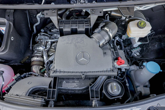 Used 2024 Mercedes-Benz Sprinter 2500 image 17