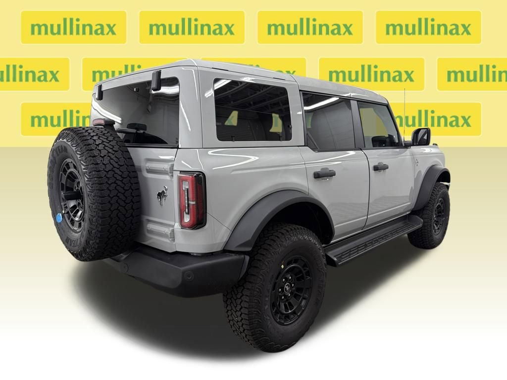 New 2026 Ford Bronco Outer Banks w/ Sasquatch Package image 3