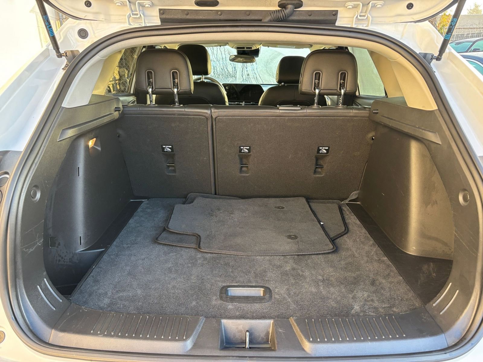 Used 2025 Chevrolet Trax LT image 31