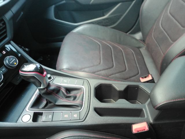 Used 2023 Volkswagen Jetta GLI Autobahn FWD image 41