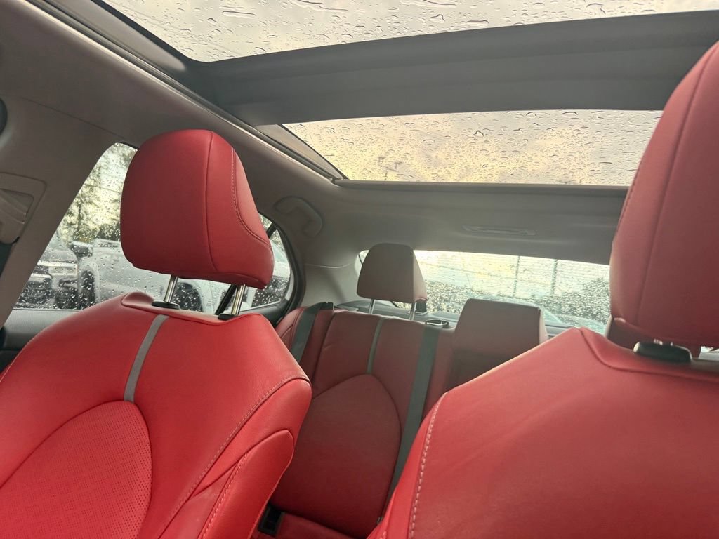 Used 2019 Toyota Camry XSE w/ Navigation Package FWD image 19
