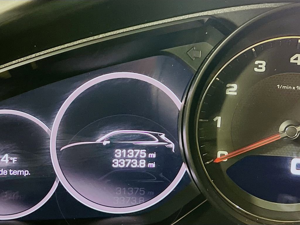 Used 2021 Porsche Cayenne S image 14