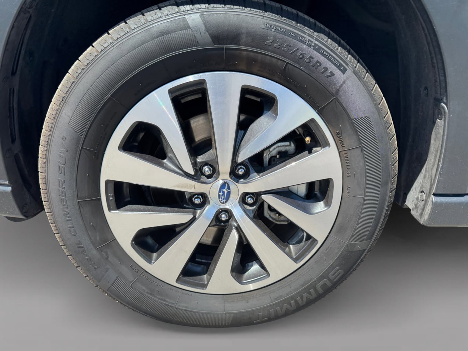 Used 2023 Subaru Outback Premium AWD/4WD image 9