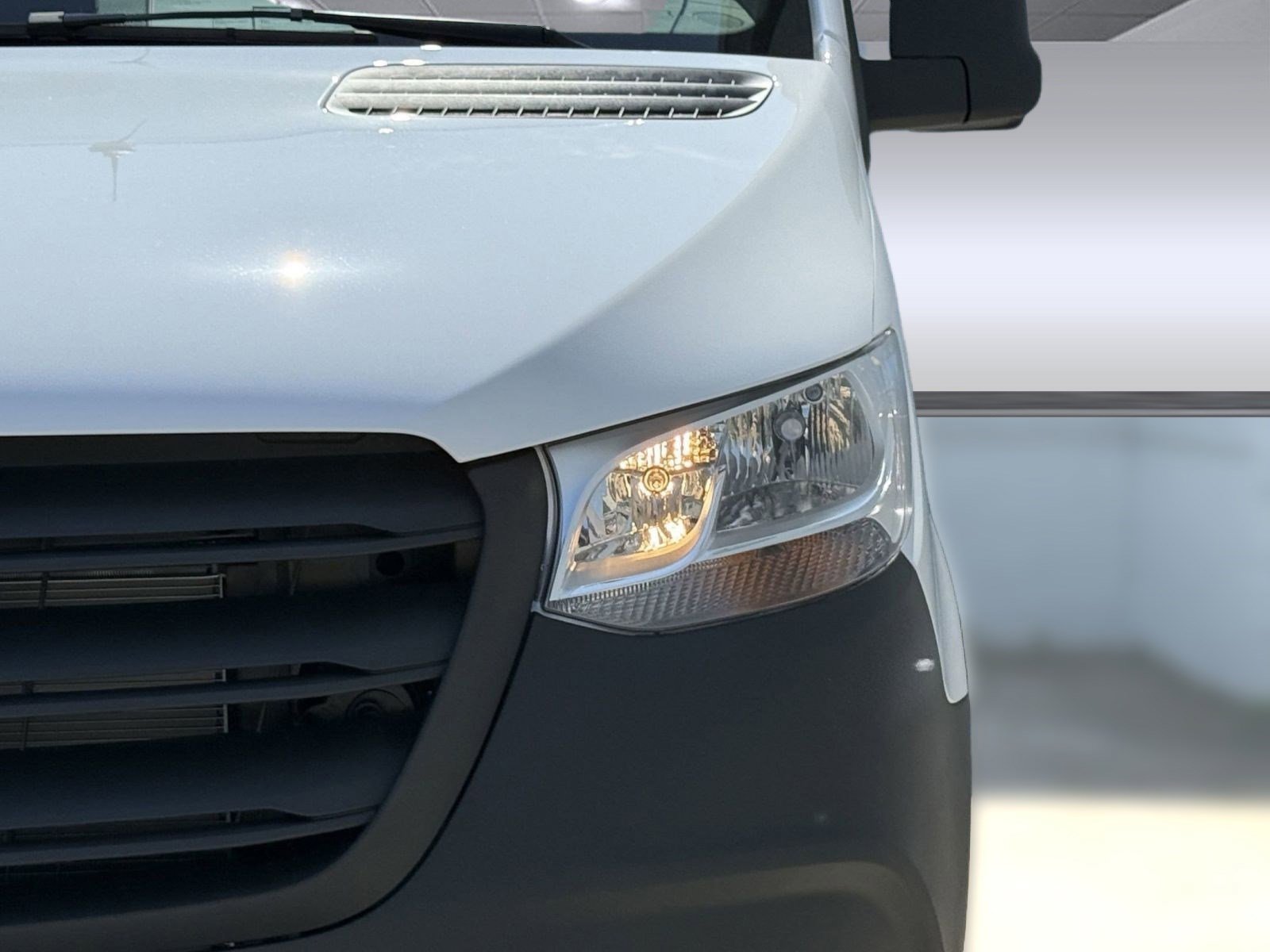 New 2025 Mercedes-Benz Sprinter 2500 image 10