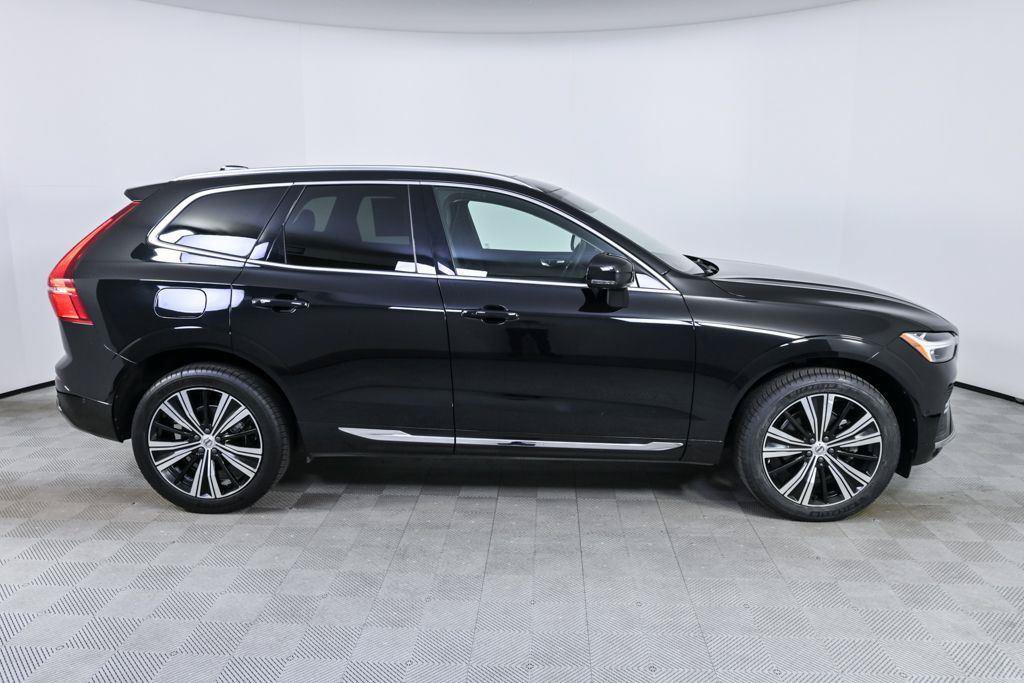 Certified 2023 Volvo XC60 B5 Ultimate AWD/4WD image 28