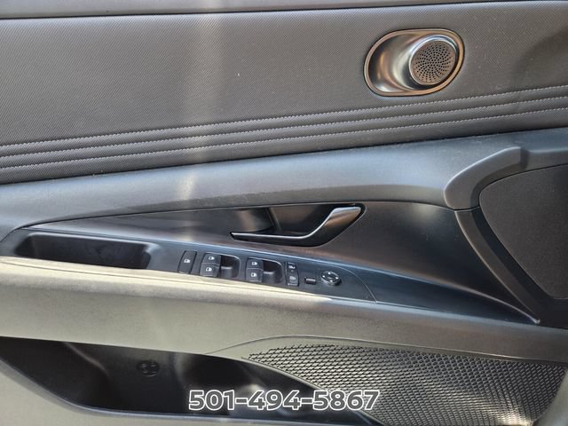 Used 2025 Hyundai Elantra Sport FWD image 24