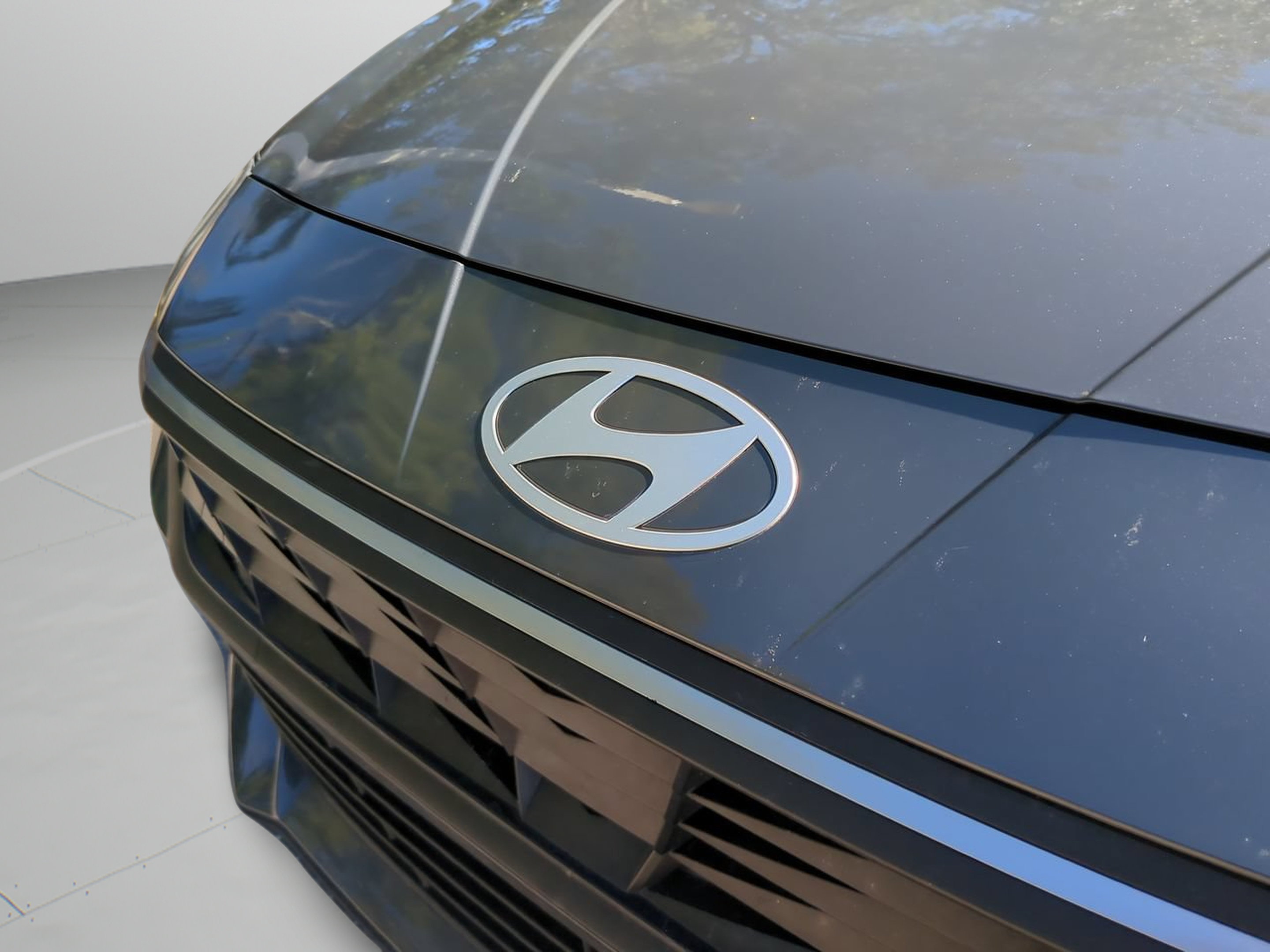 Used 2025 Hyundai Elantra Sport FWD image 21