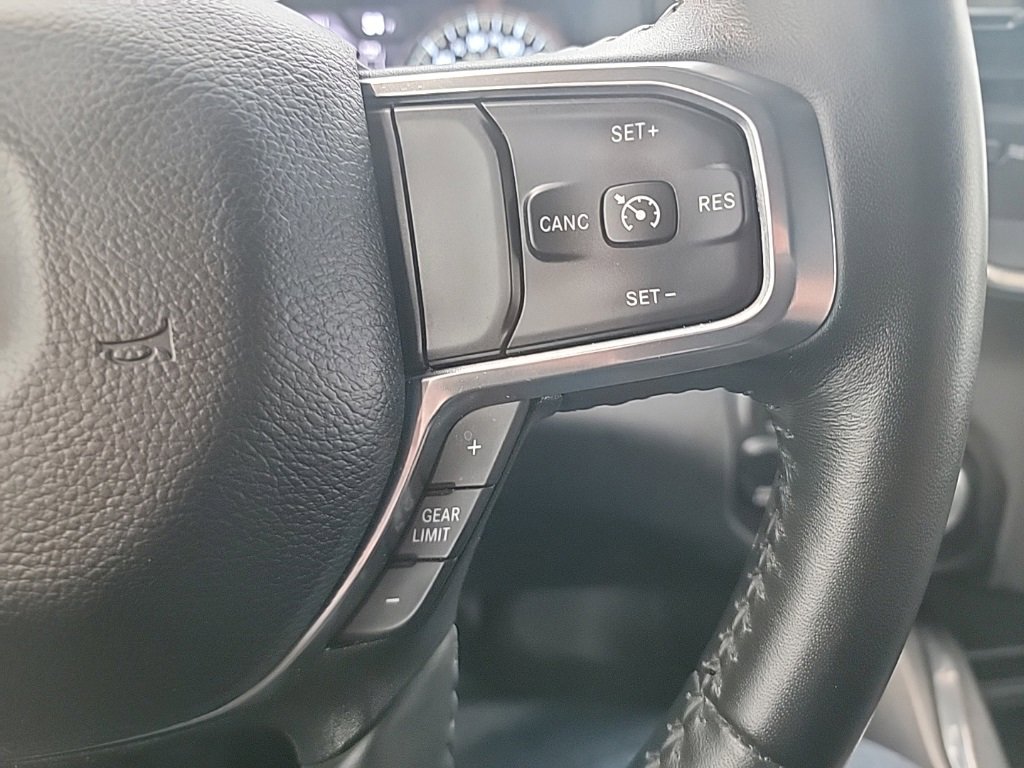 Used 2024 RAM 1500 Laramie image 15