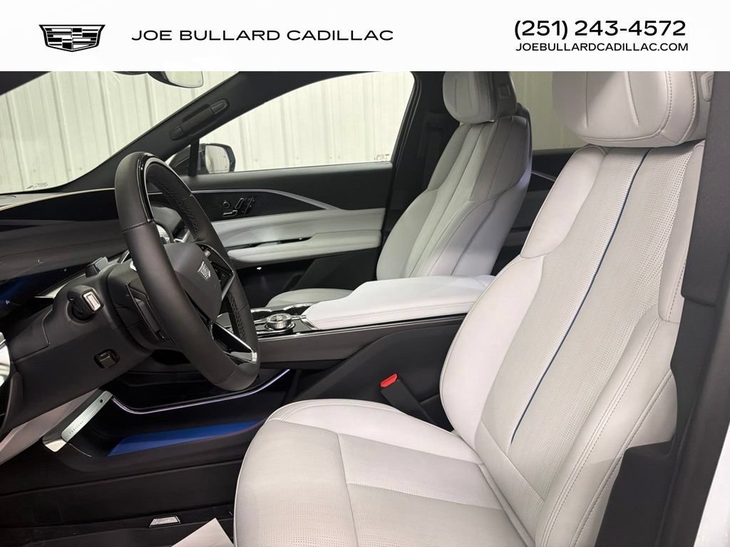 New 2027 Cadillac Optiq Luxury AWD/4WD image 9