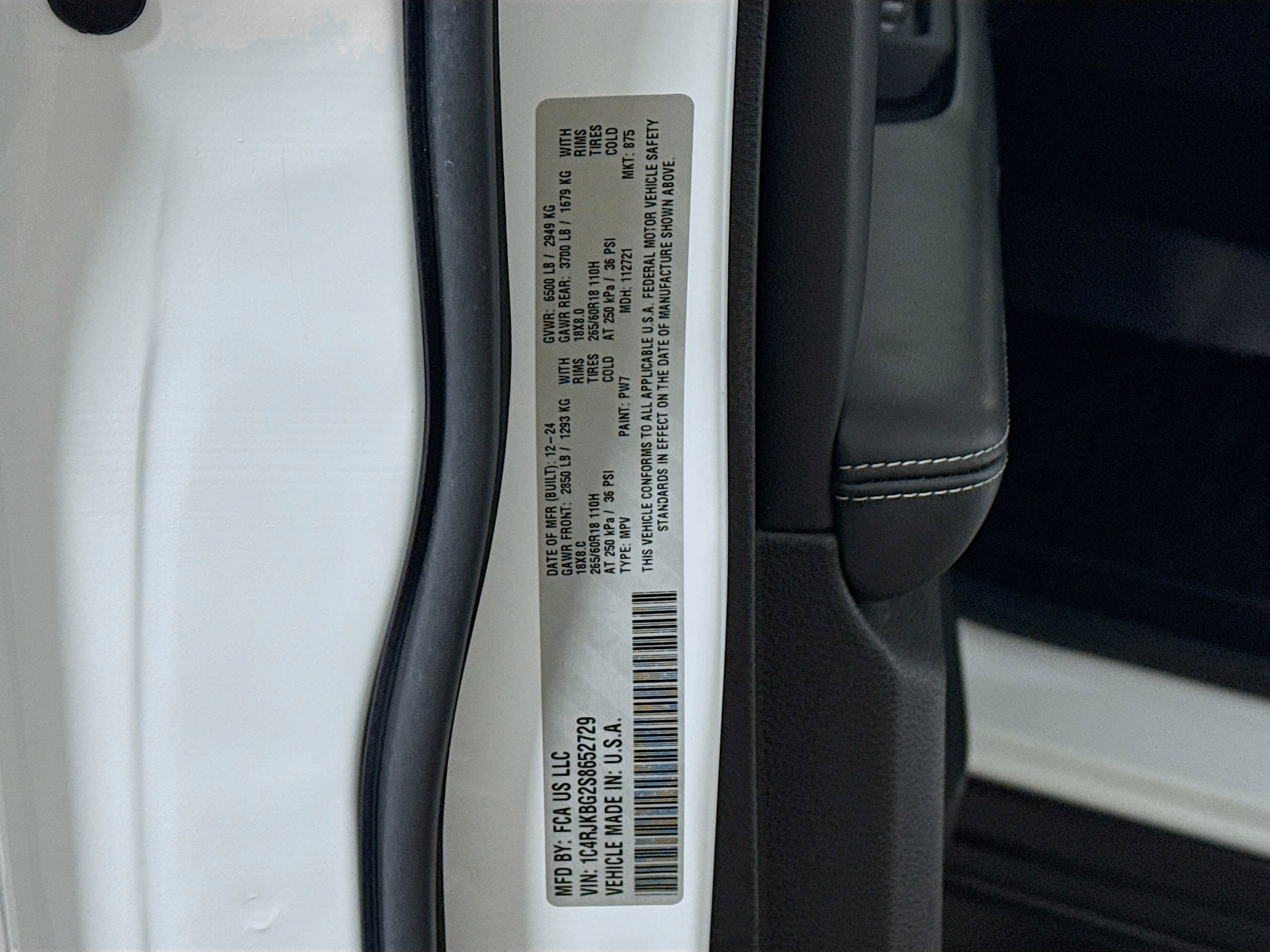 Used 2025 Jeep Grand Cherokee L Limited AWD/4WD image 29