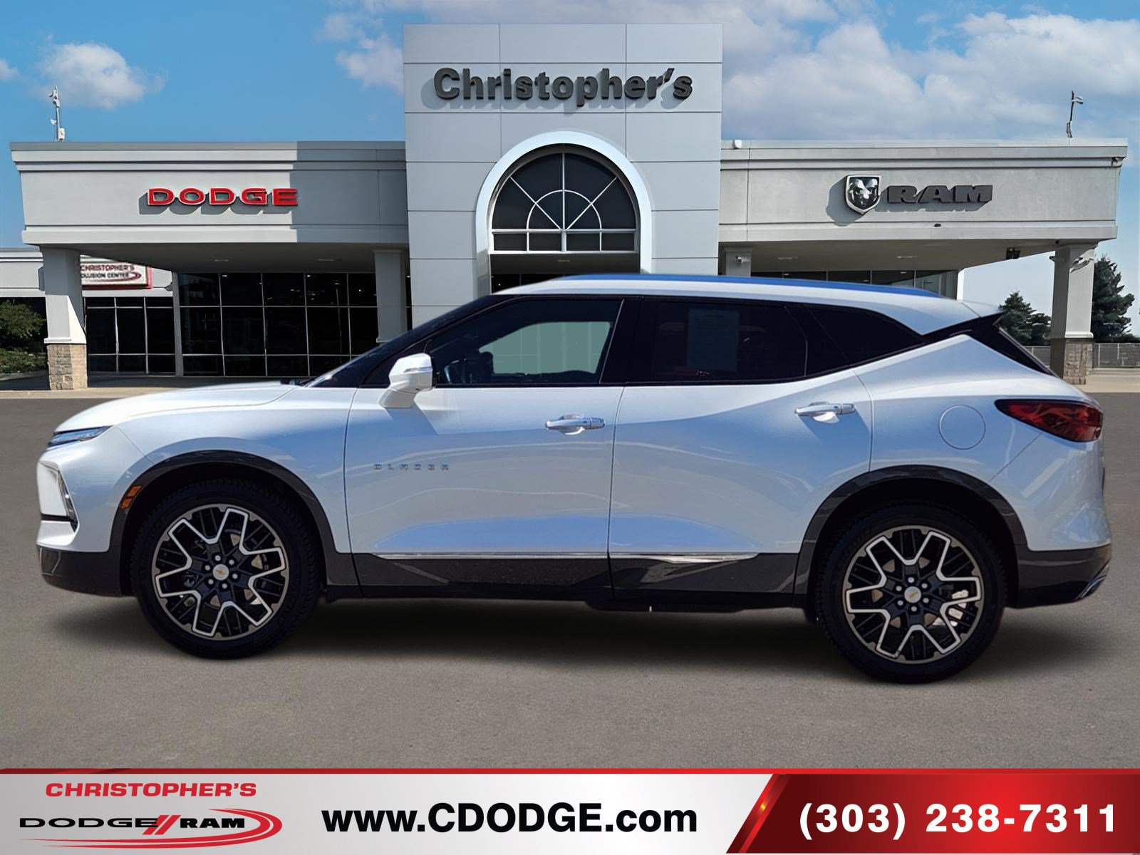 Used 2023 Chevrolet Blazer Premier w/ Driver Confidence II Package AWD/4WD image 6