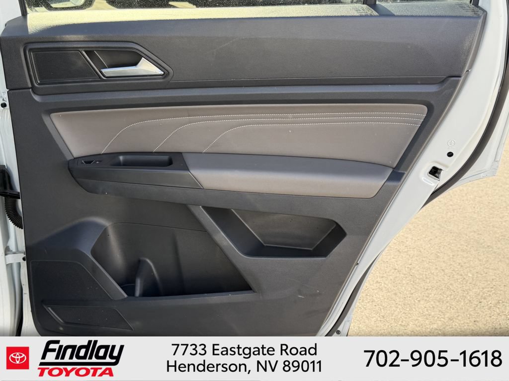 Used 2023 Volkswagen Atlas Cross Sport SE FWD image 16