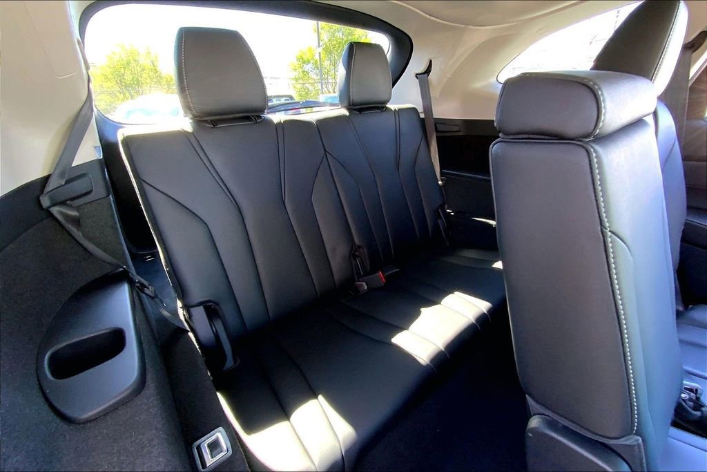 Used 2023 Acura MDX Technology image 18