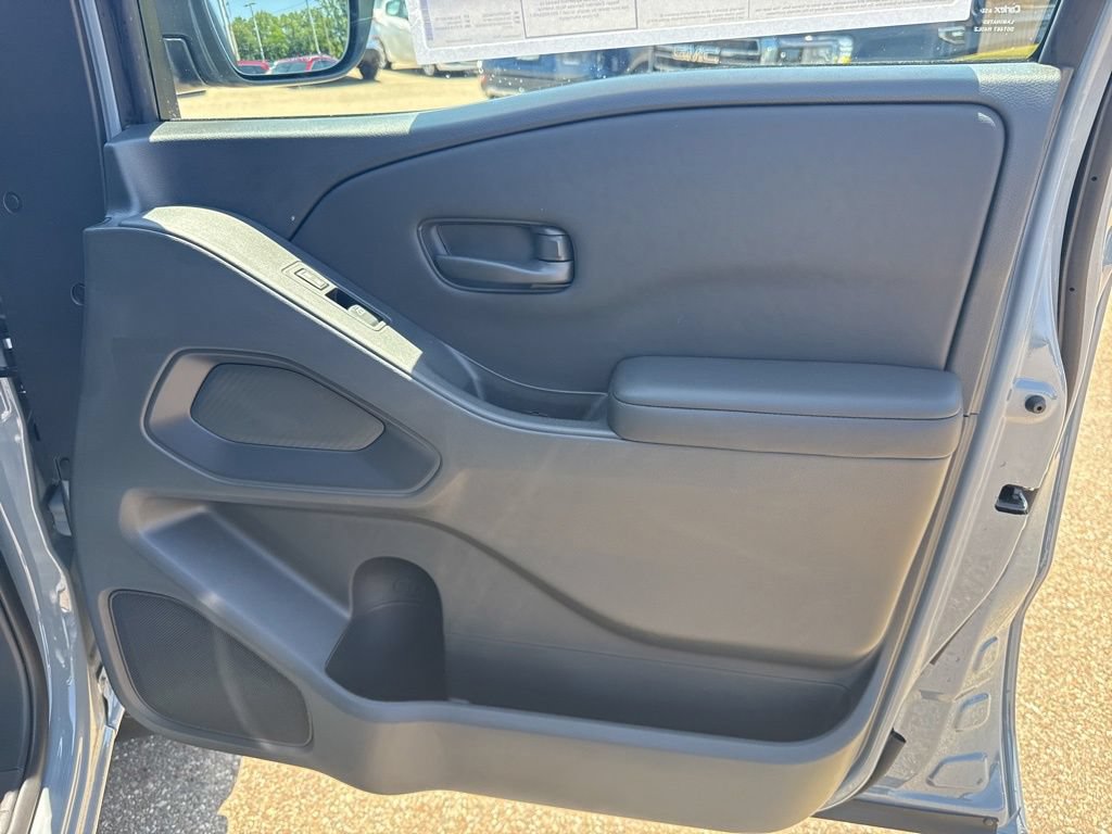 New 2026 Nissan Frontier SV AWD/4WD image 22
