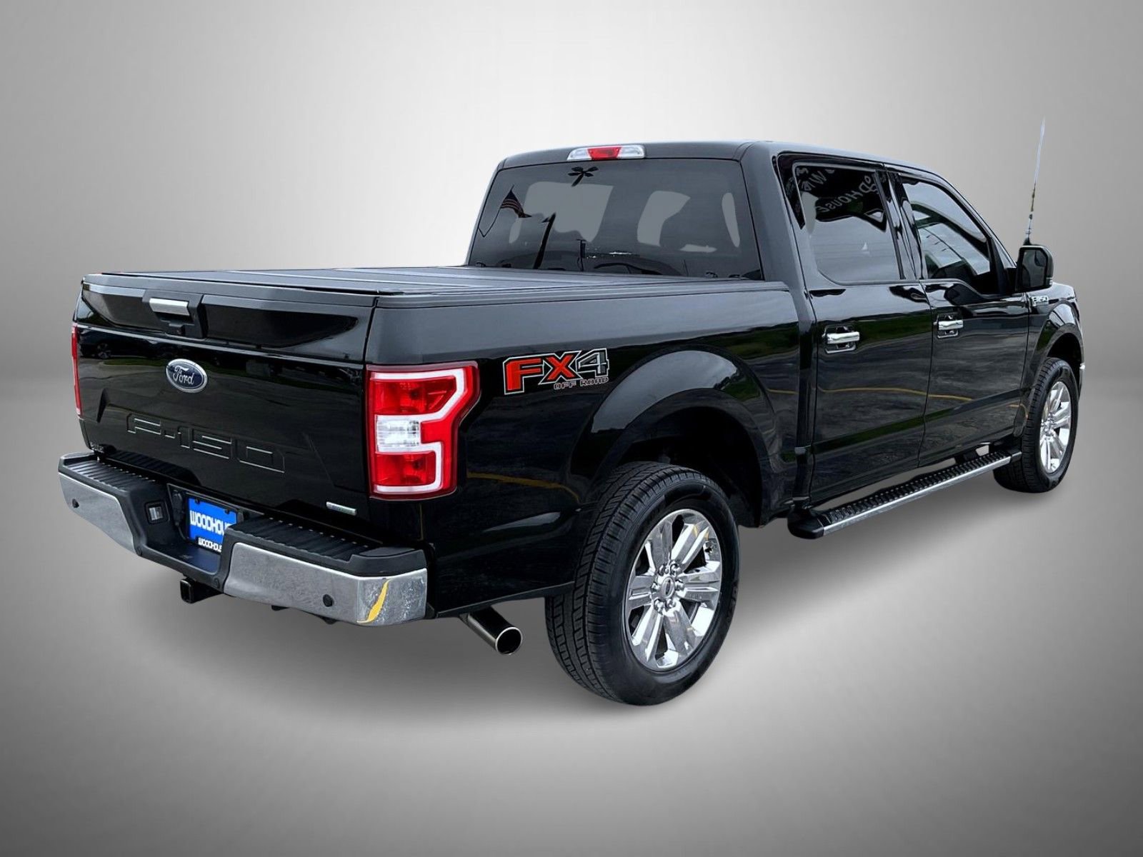 Used 2018 Ford F150 XLT w/ Equipment Group 302A Luxury image 5