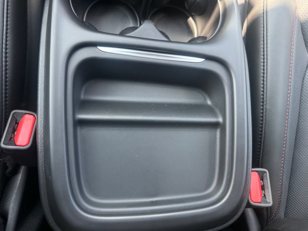 New 2027 Chrysler Pacifica Select FWD image 26