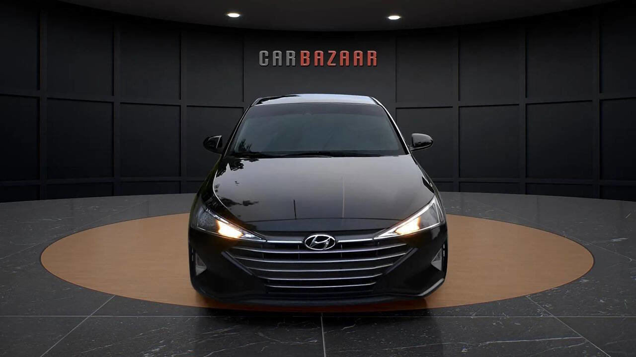 Used 2020 Hyundai Elantra SE w/ Cargo Package (C1) image 3