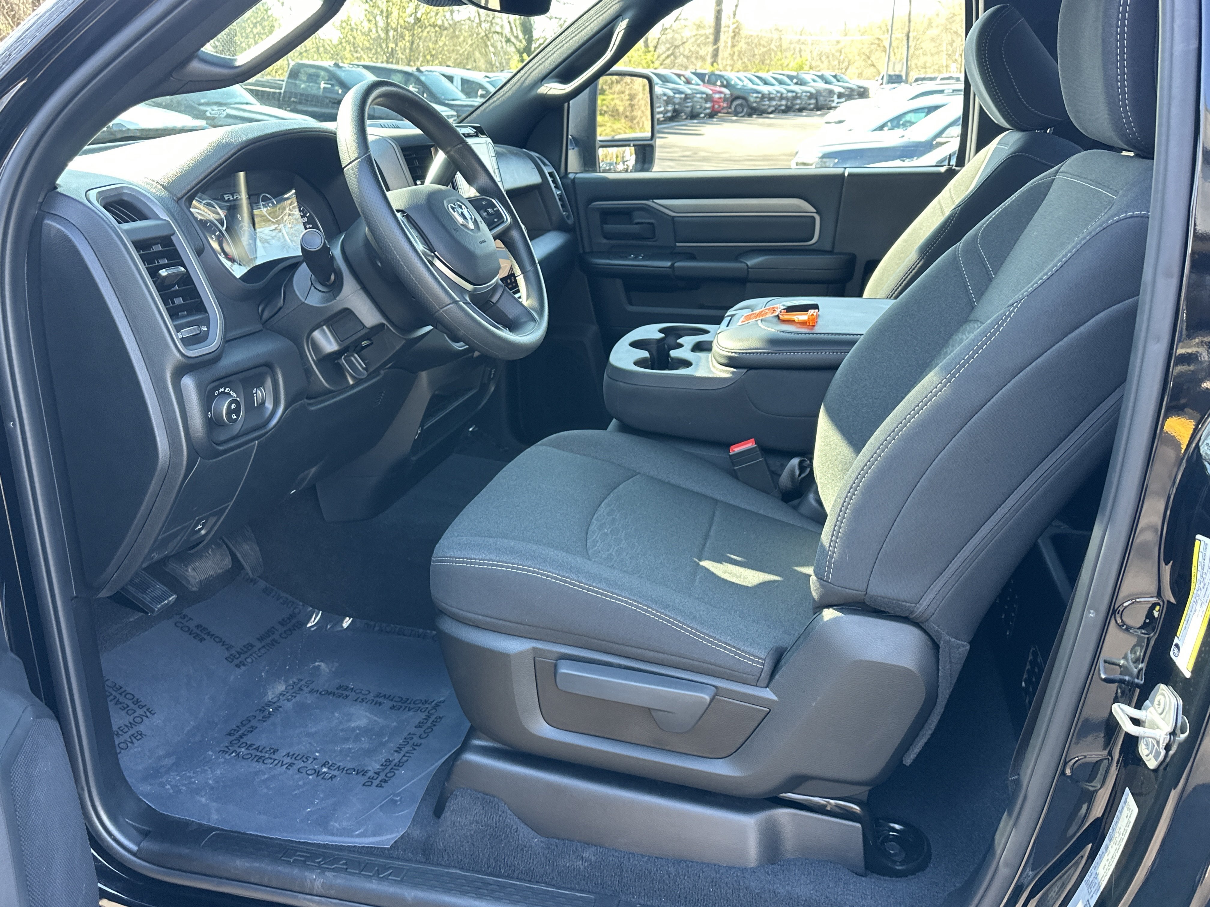 New 2026 RAM 3500 Tradesman AWD/4WD image 28
