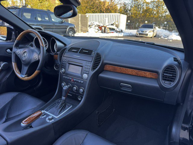 Used 2009 Mercedes-Benz SLK 350 image 28