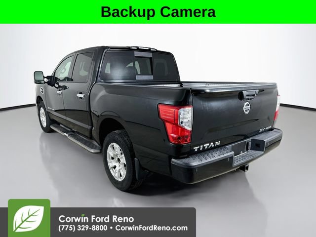 Used 2017 Nissan Titan SV AWD/4WD image 5
