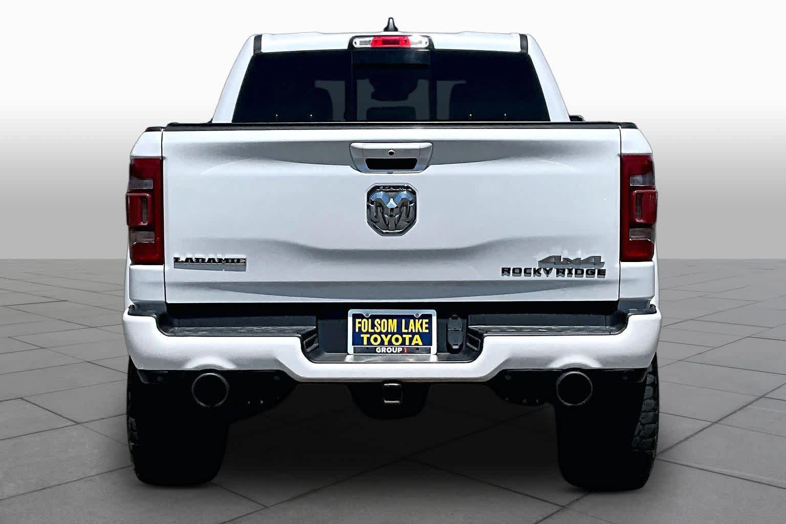 Used 2022 RAM 1500 Laramie w/ Sport Appearance Package AWD/4WD image 4
