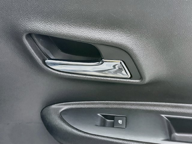 Used 2019 Chevrolet Trax LS FWD image 26