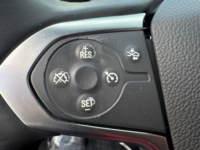 Used 2023 Chevrolet Traverse LT image 7