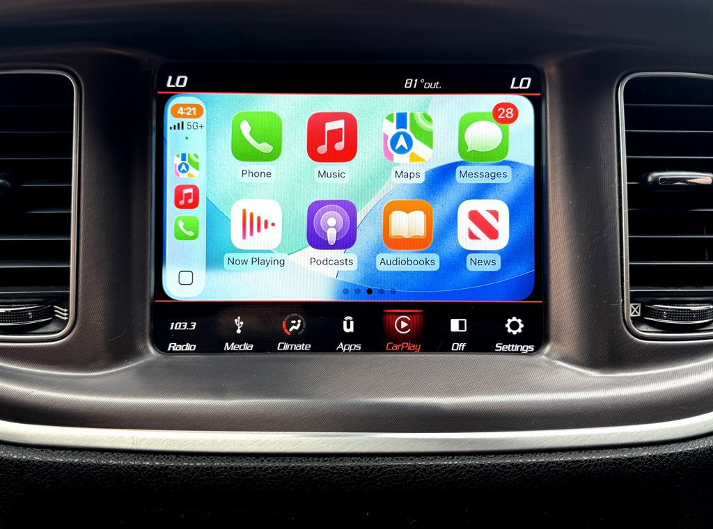 Used 2019 Dodge Charger R/T image 6