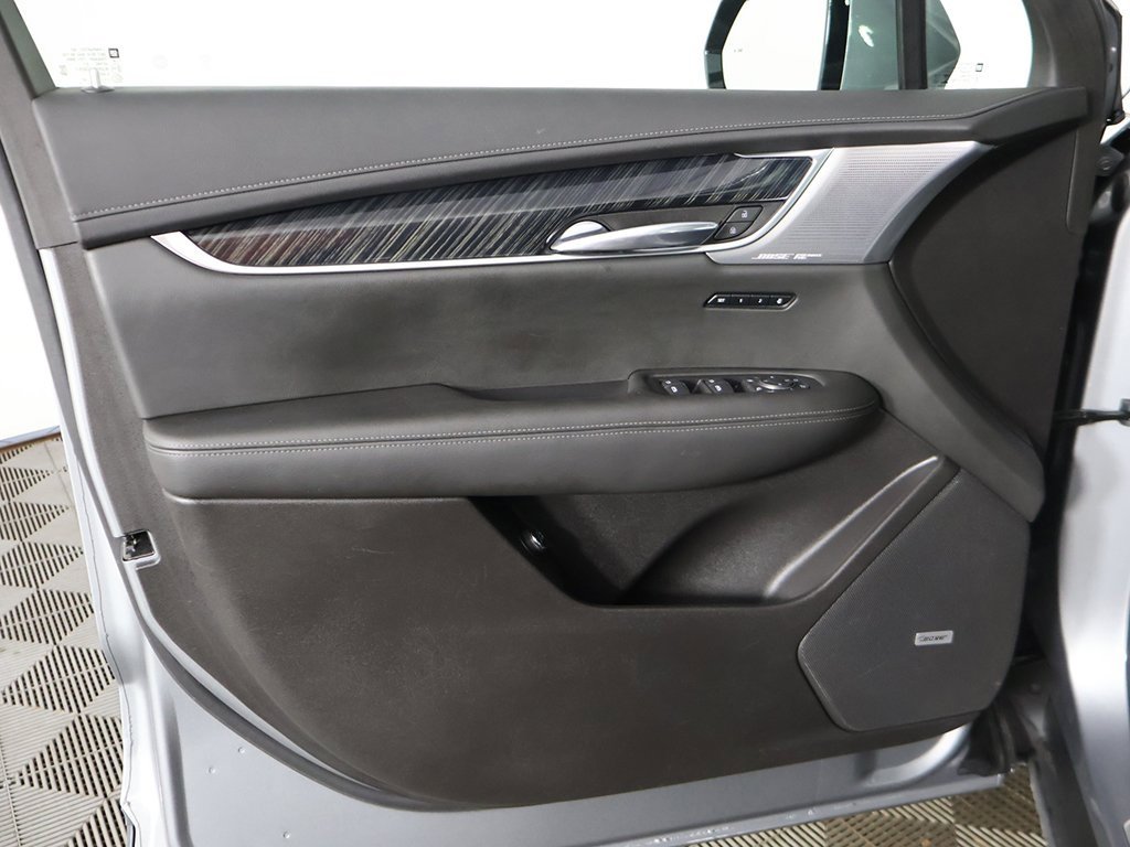 Used 2023 Cadillac XT6 Premium Luxury w/ Technology Package image 27