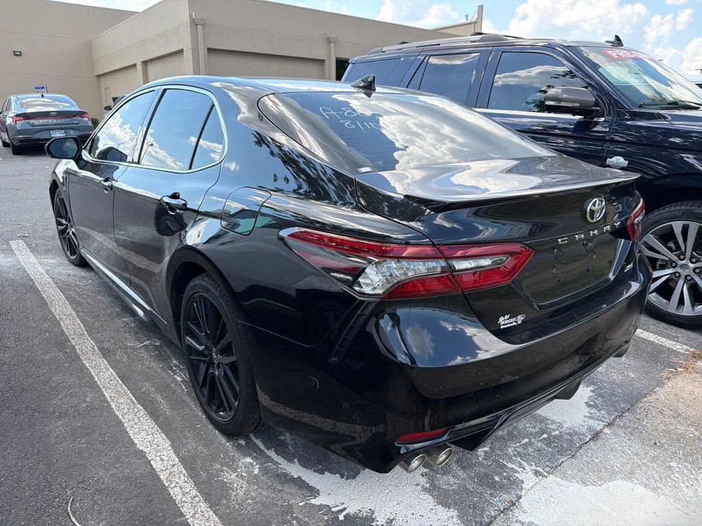 Used 2023 Toyota Camry XSE FWD image 4