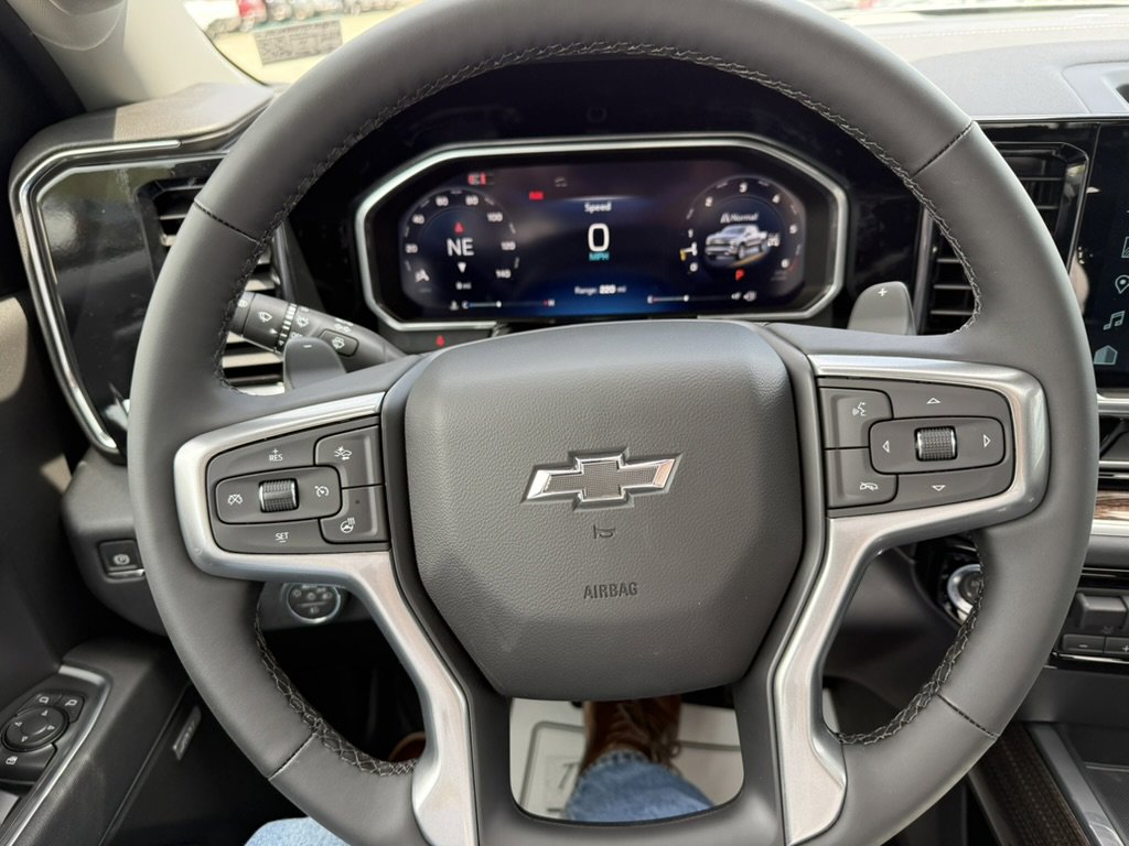 New 2026 Chevrolet Silverado 1500 RST w/ RST All Star Premium Package AWD/4WD image 22
