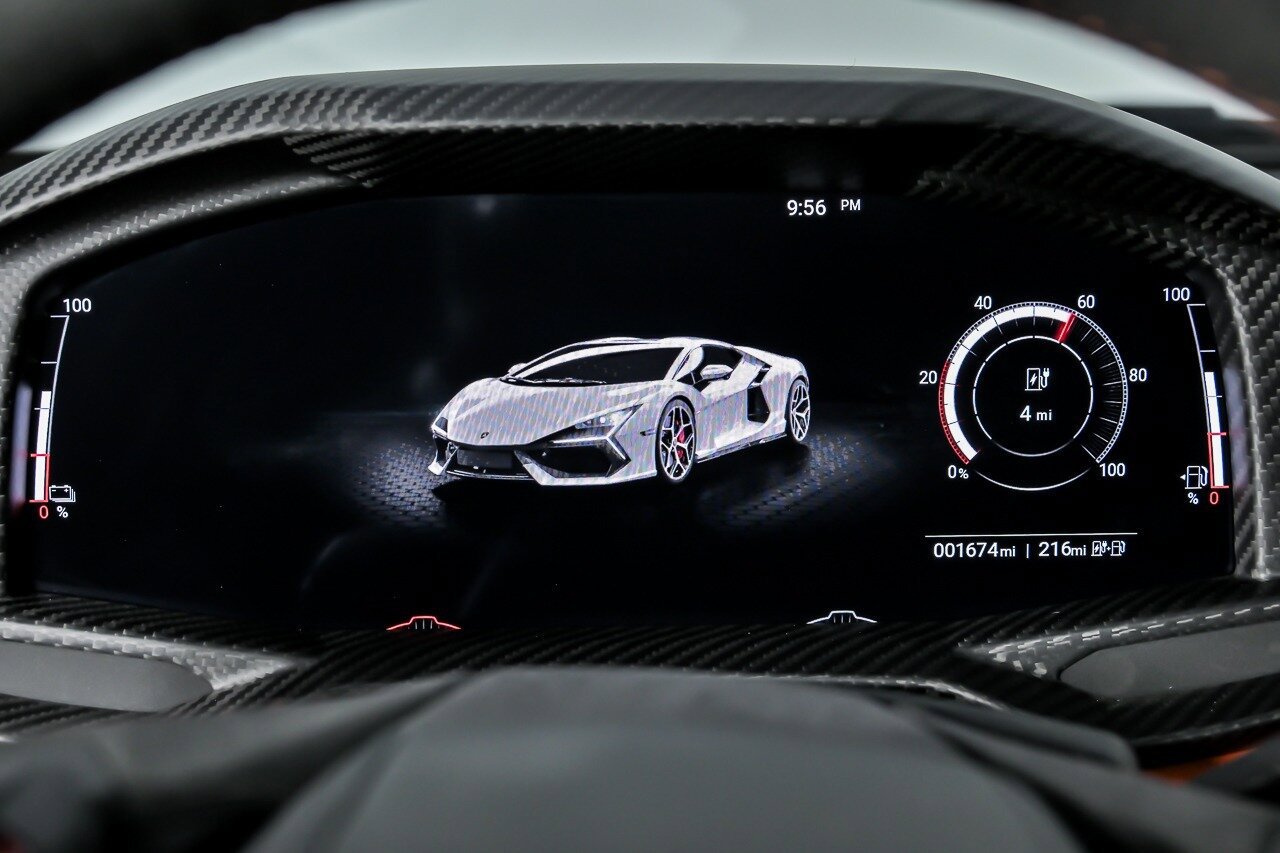 Used 2024 Lamborghini Revuelto AWD/4WD image 28