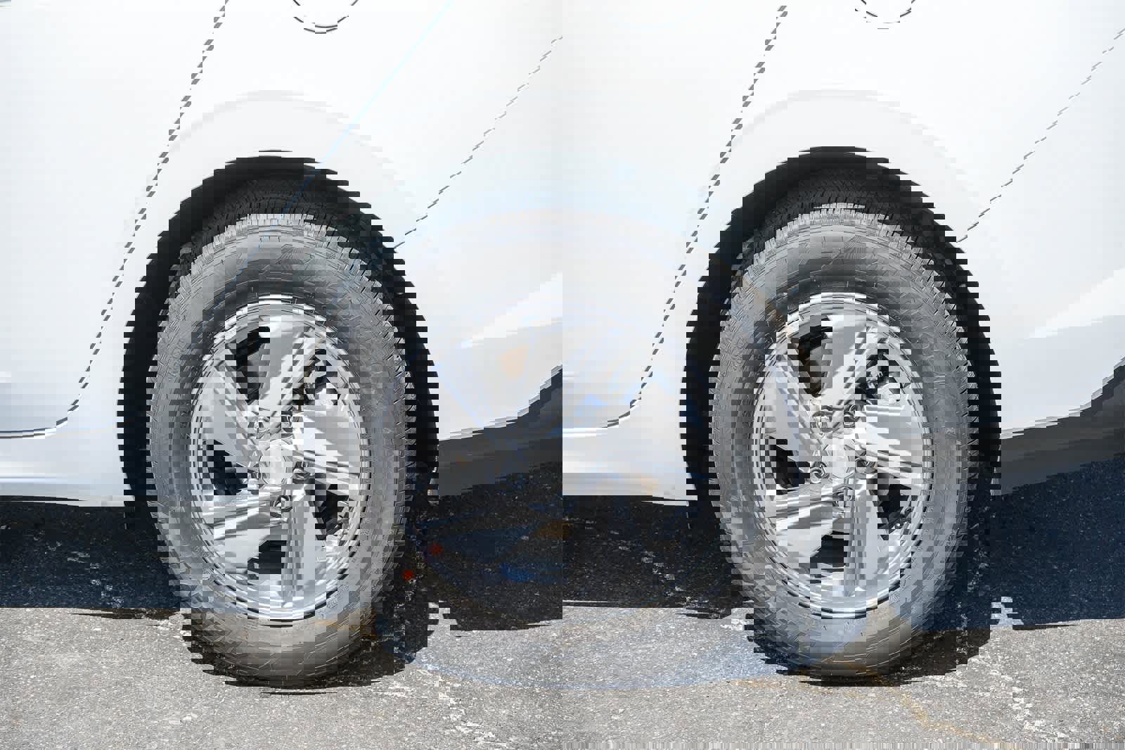 New 2025 Hyundai Elantra SE w/ Cargo Package image 12