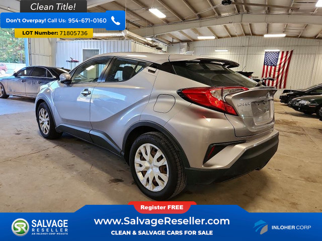 Used 2019 Toyota C-HR LE FWD image 3