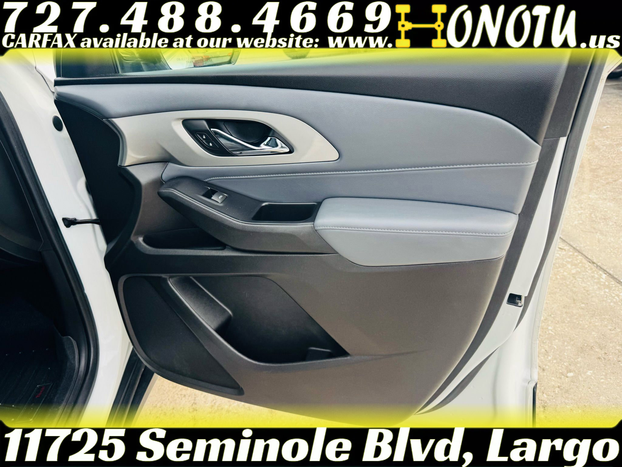 Used 2018 Chevrolet Traverse LT image 25