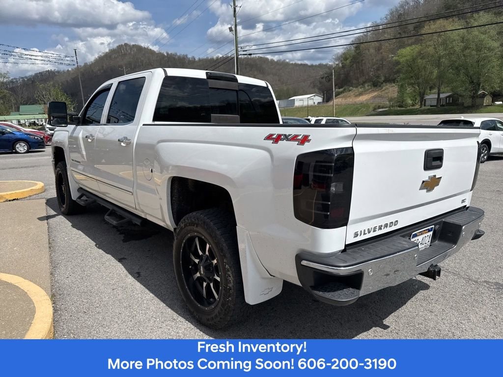 Used 2015 Chevrolet Silverado 1500 LTZ w/ LTZ Plus Package image 6