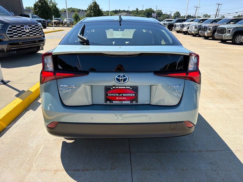 Used 2022 Toyota Prius XLE w/ Advanced Technology Package AWD/4WD image 6