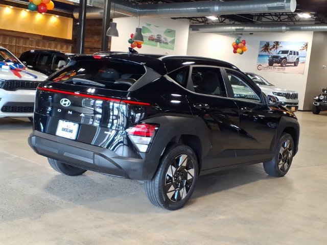 Used 2025 Hyundai Kona SEL AWD/4WD image 5