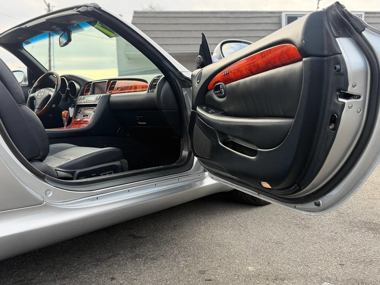 Used 2007 Lexus SC 430 Convertible image 27
