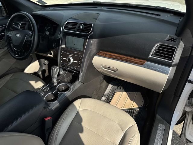 Used 2018 Ford Explorer Limited image 14