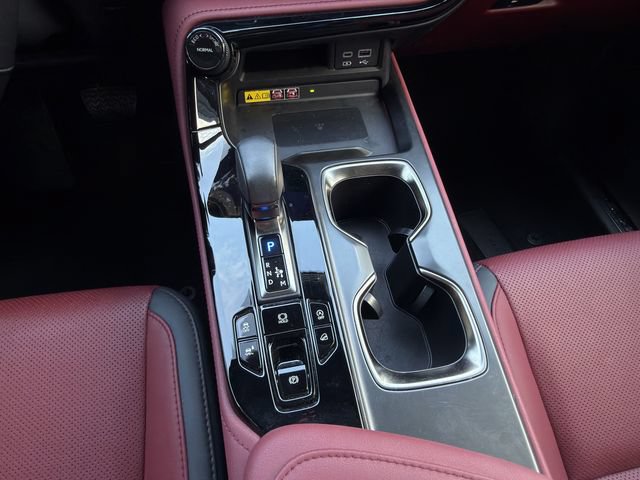 Used 2024 Lexus NX 350 AWD w/ Vision Package image 18