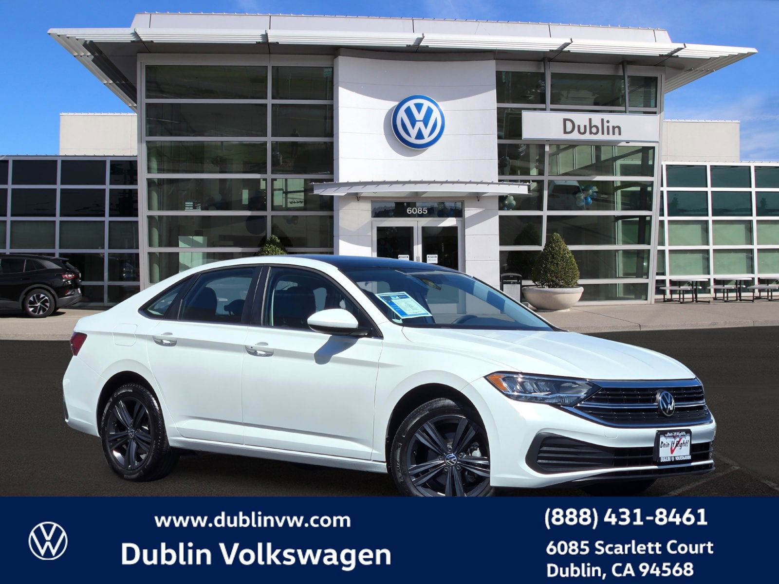 Certified 2024 Volkswagen Jetta SE w/ Panoramic Sunroof Package FWD image 1