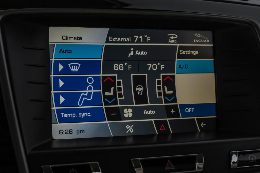 Used 2010 Jaguar XK Convertible image 20