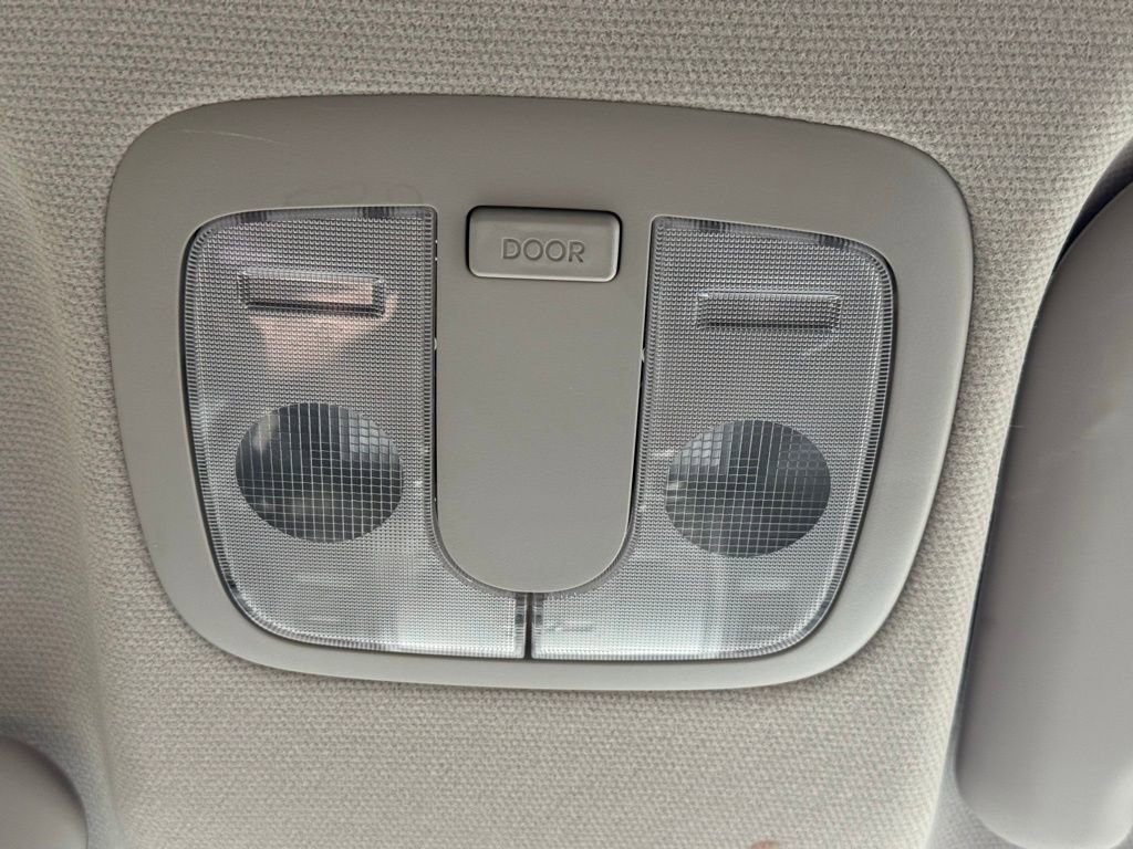 Used 2010 Kia Soul + FWD image 27