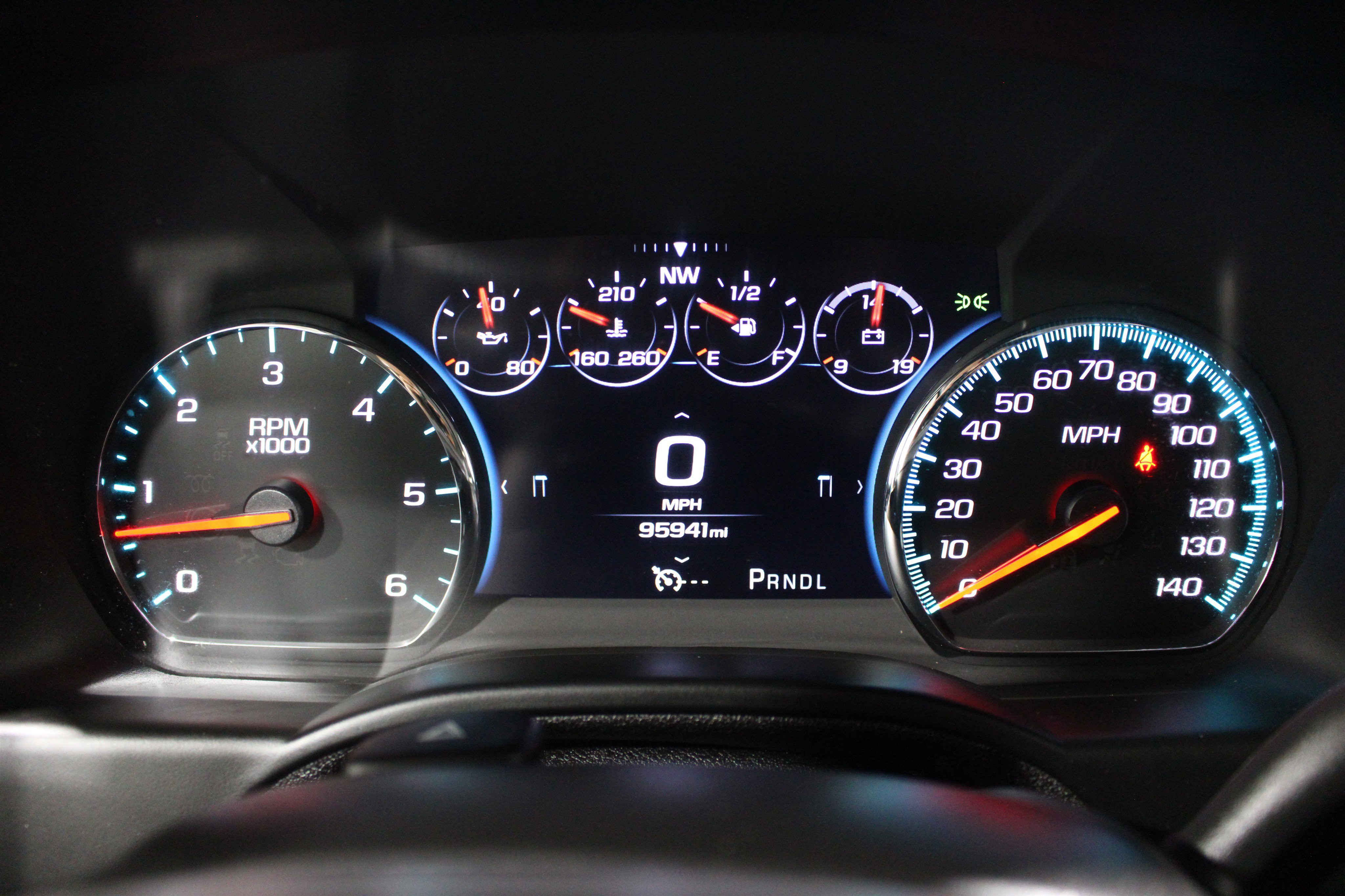 Used 2017 GMC Yukon SLT RWD image 15