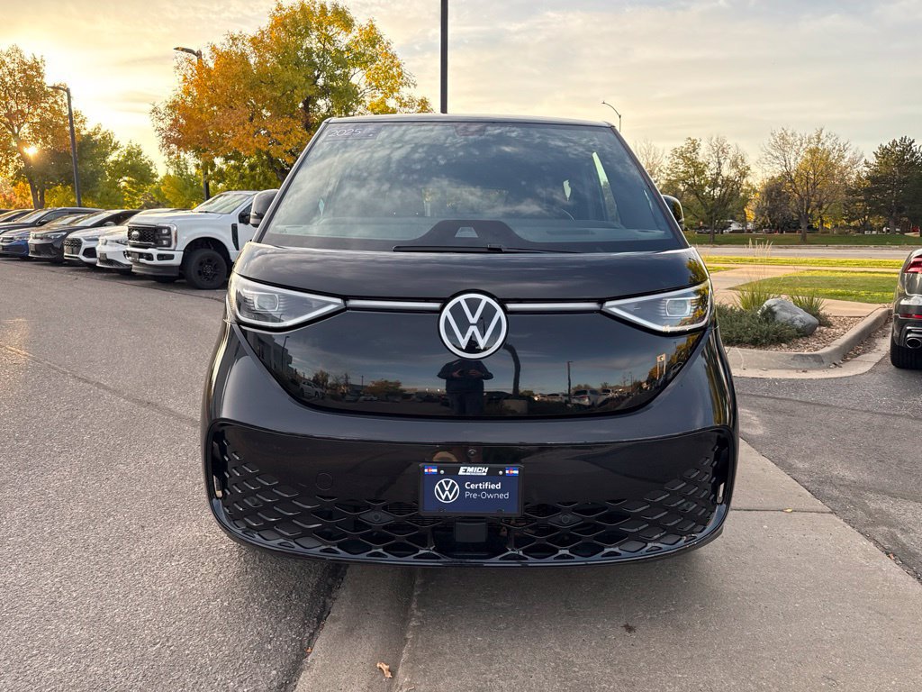Certified 2025 Volkswagen ID. Buzz Pro S Plus AWD/4WD image 9
