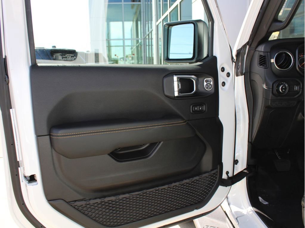 New 2025 Jeep Gladiator Sport image 9