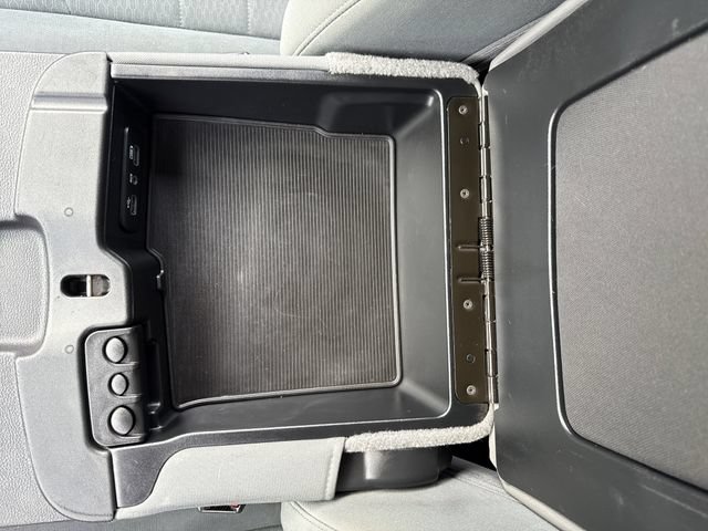 Used 2018 RAM 1500 Express RWD image 25